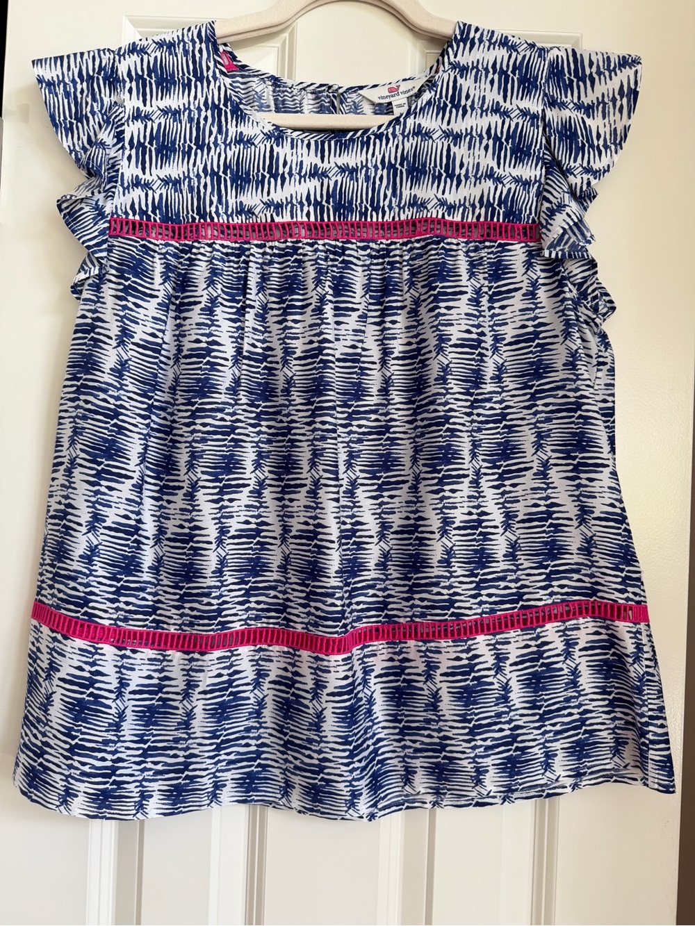 Vineyard Vines Women’s Watercolor Lines Ruffle Top Blouse Blue Pink Size L  EUC